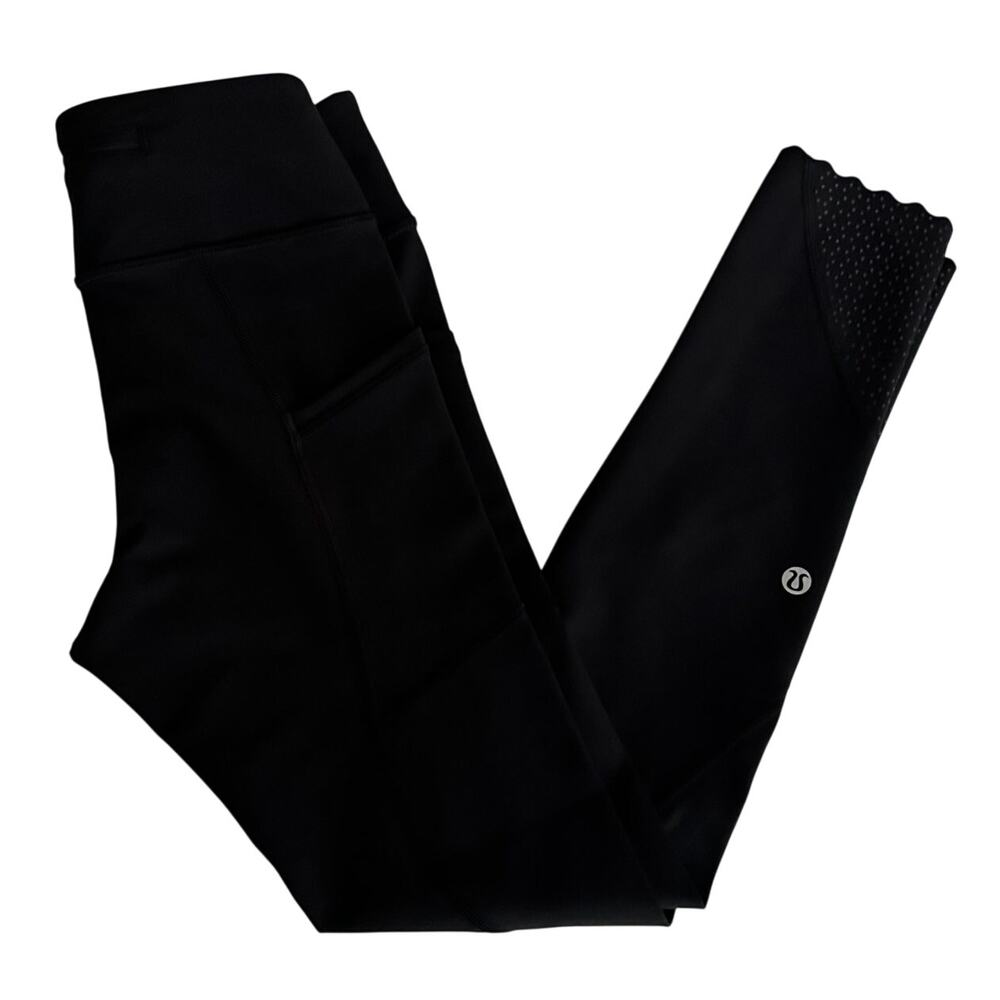 Lululemon Scallop Black Leggings W Pockets and Zipper Size 2 New W/Out Tags